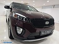 Kia Sorento 2.2 A CRDI 2WD Sunroof 2016 Red Rear Entertaiment